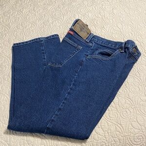 Wrangler Men's Deep Blue Relaxed Jeans